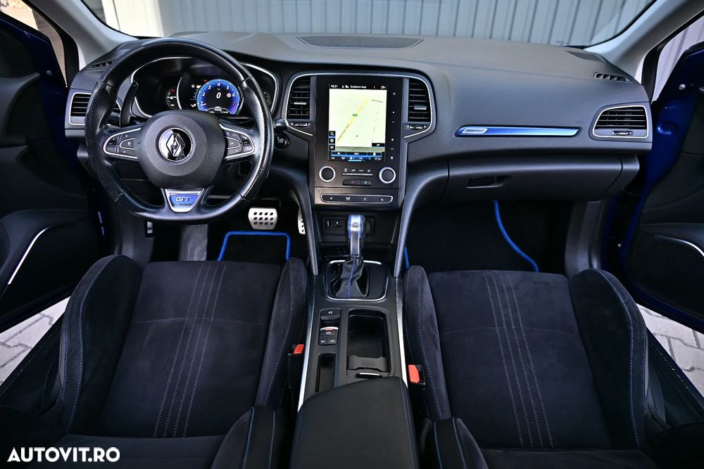 Renault Megane ENERGY TCe 205 EDC GT - 30