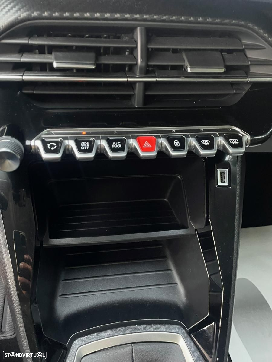 Peugeot 2008 - 15