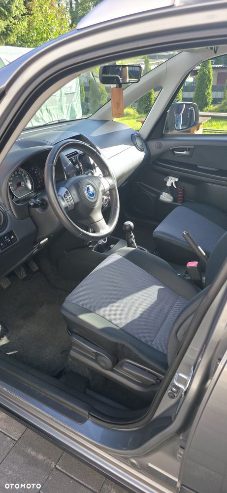Fiat Sedici 1.6 16V 4x4 Dynamic - 10