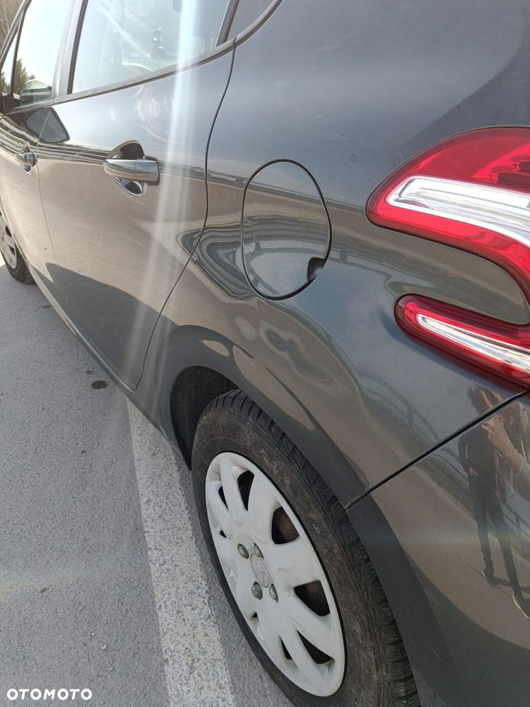 Peugeot 208 1.6 e-HDi Active STT - 10