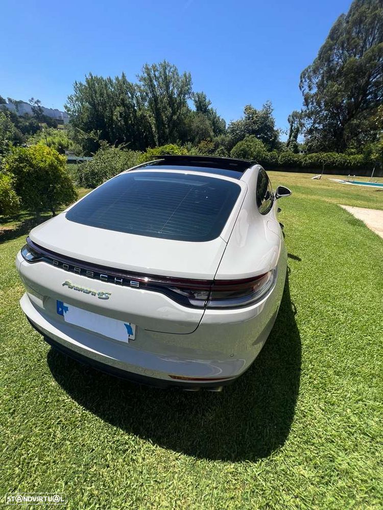 Porsche Panamera 4S E-Hybrid - 4