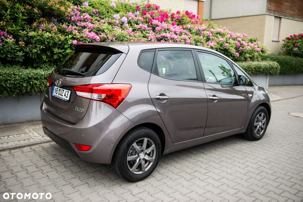 Hyundai ix20 1.4 blue Comfort - 4