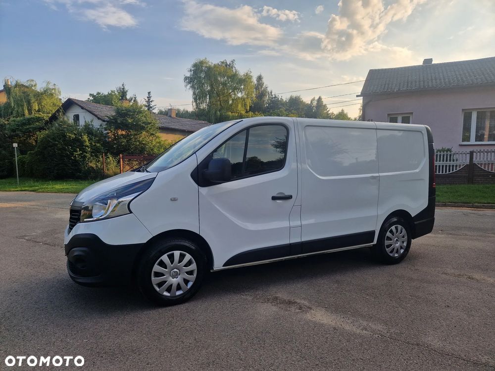 Renault Trafic - 1