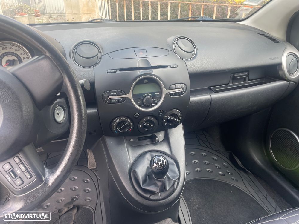 Mazda 2 1.3 MZR Comfort - 8