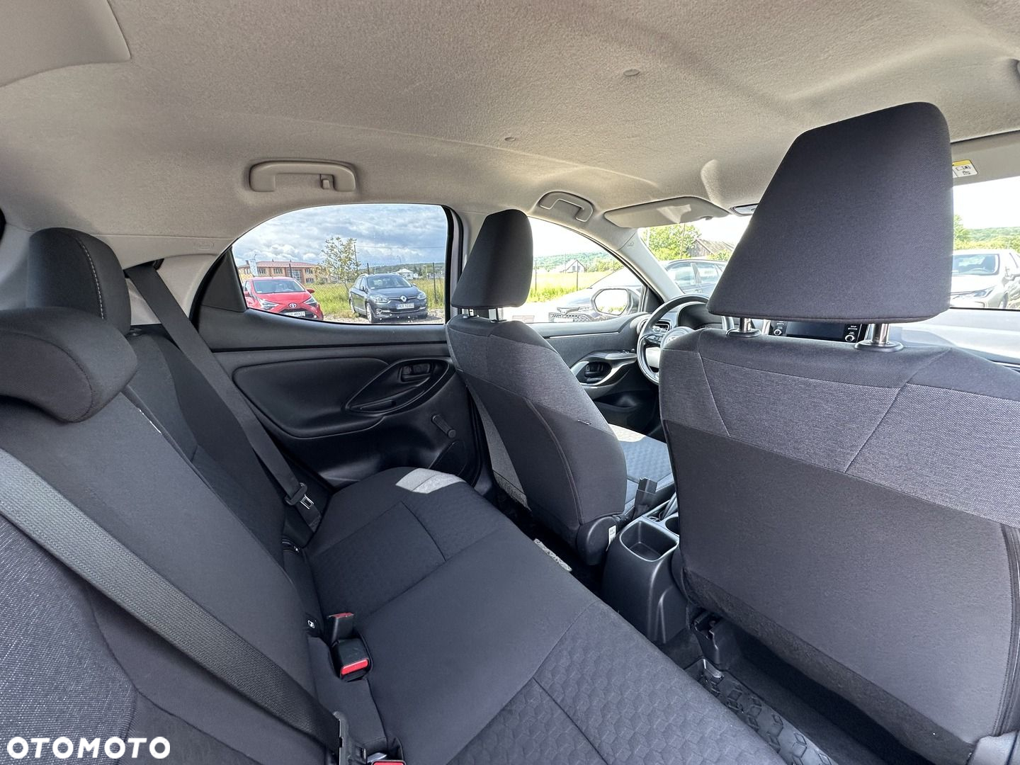 Toyota Yaris - 14