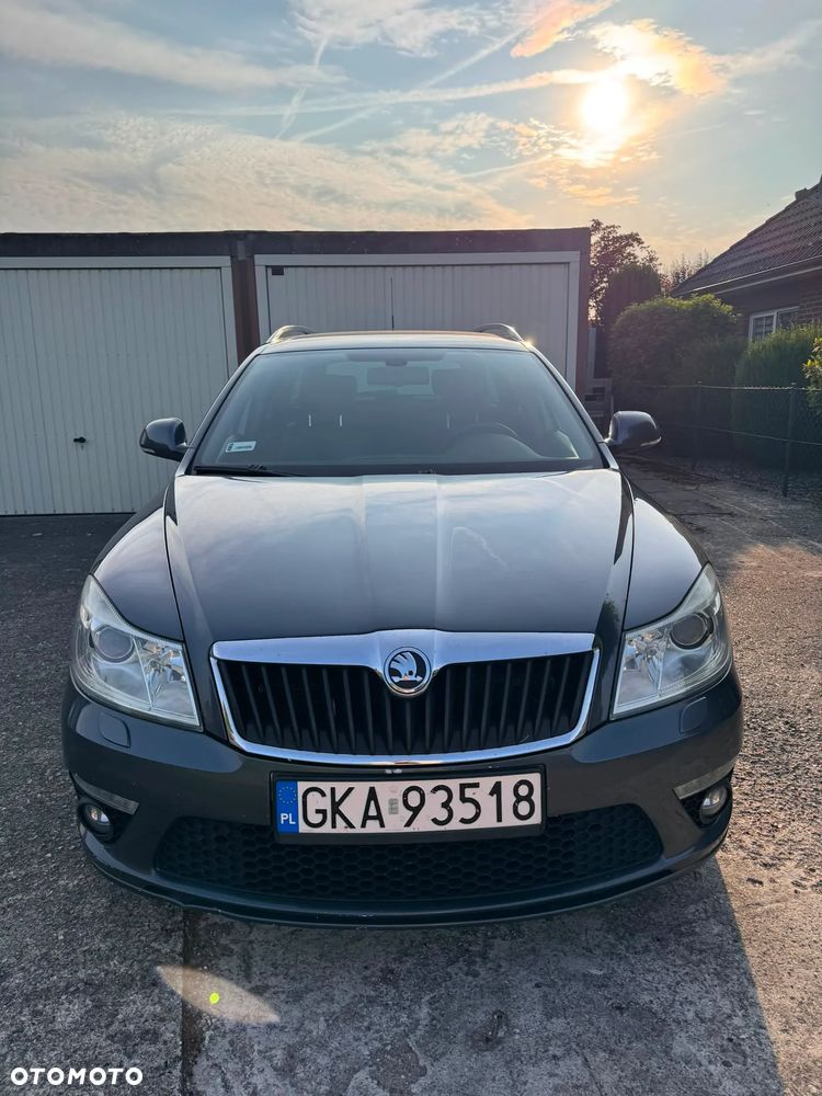 Skoda Octavia 2.0 TFSI RS DSG - 3