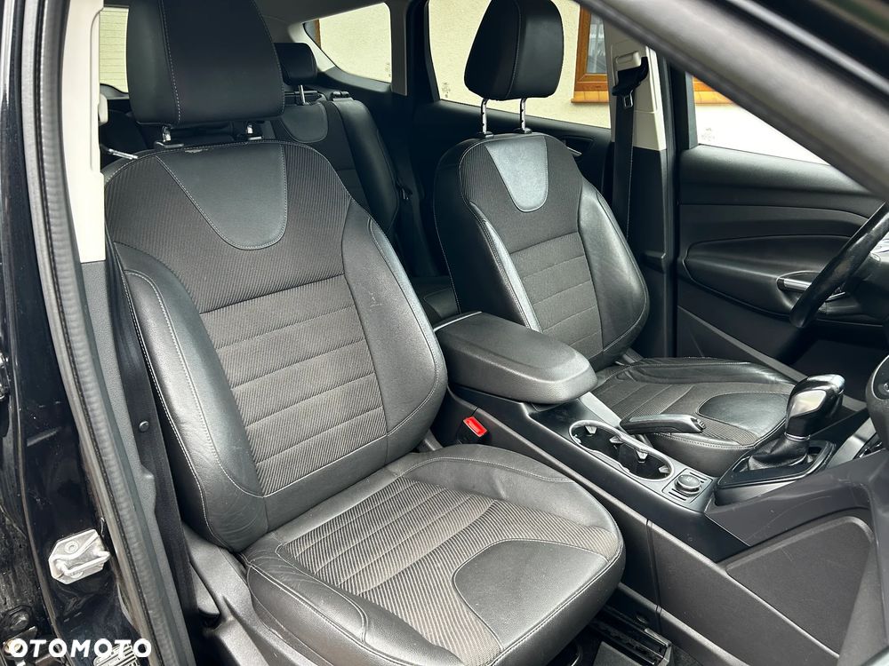 Ford Kuga 2.0 TDCi 4WD Titanium - 26