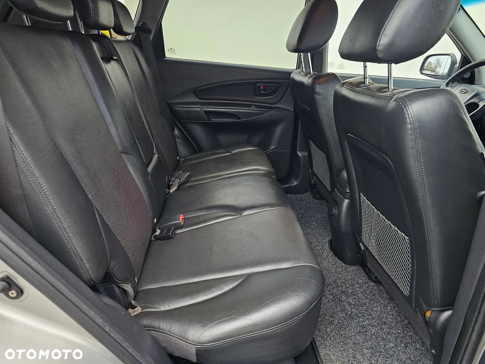 Hyundai Tucson 2.0 2WD GLS - 13