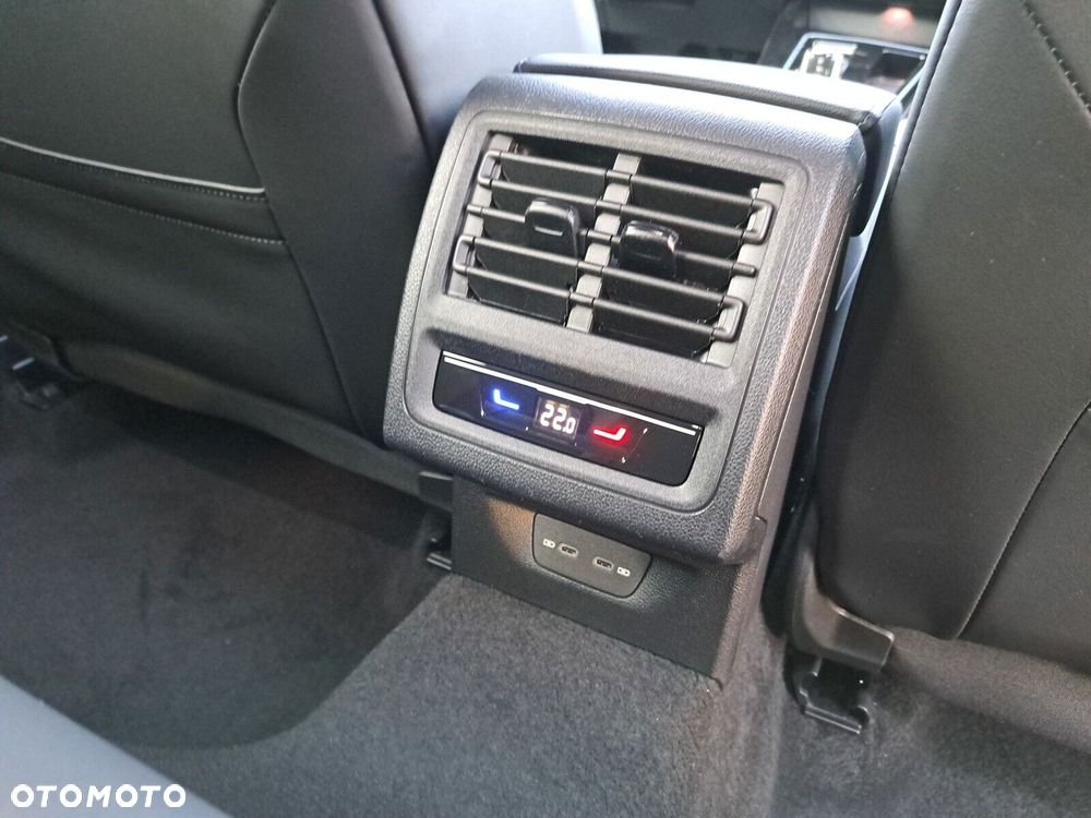 Volkswagen Golf 2.0 TSI 4Motion R Black Edition DSG - 22