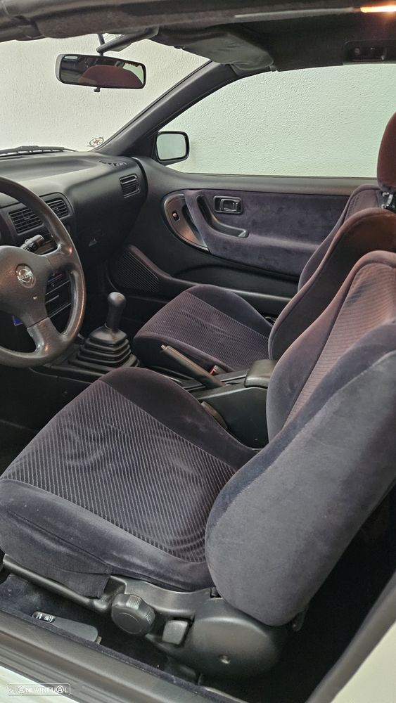 Nissan 100 NX 1.6 - 8