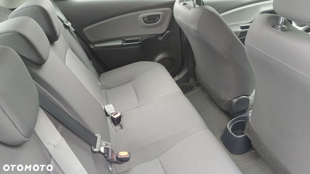 Toyota Yaris - 11
