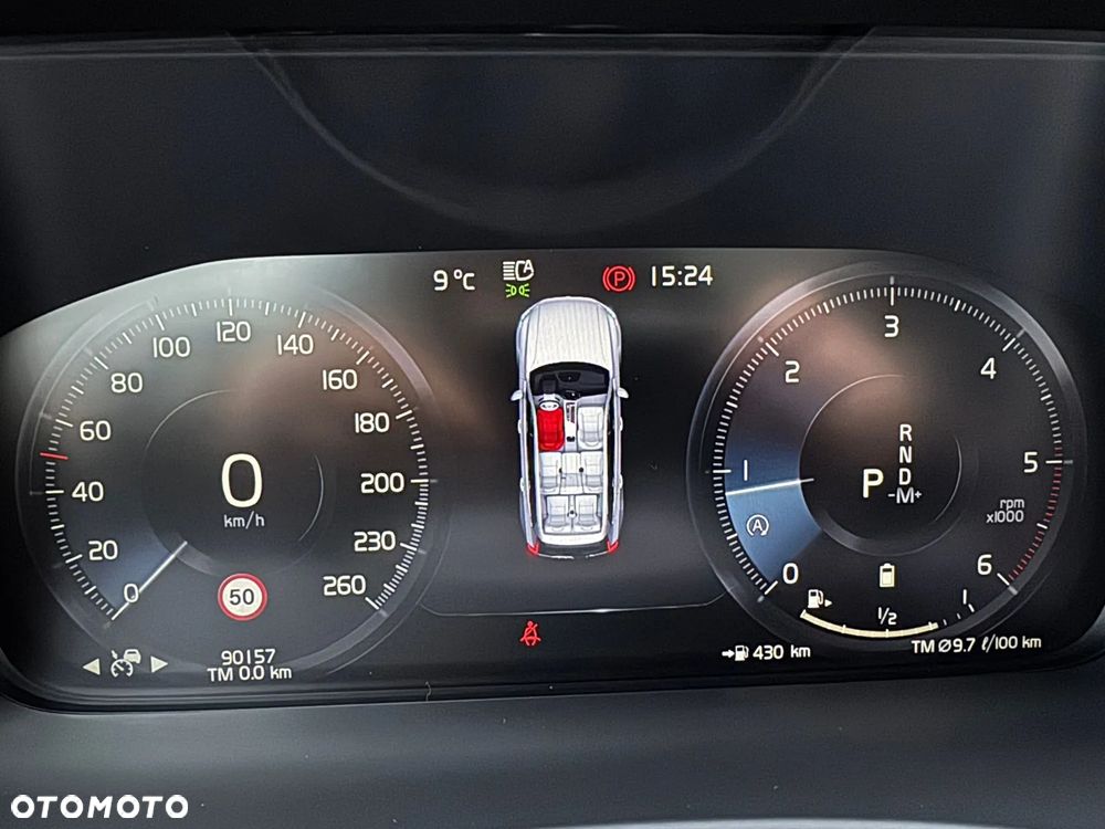 Volvo XC 90 B5 D AWD Momentum Pro 7os - 24