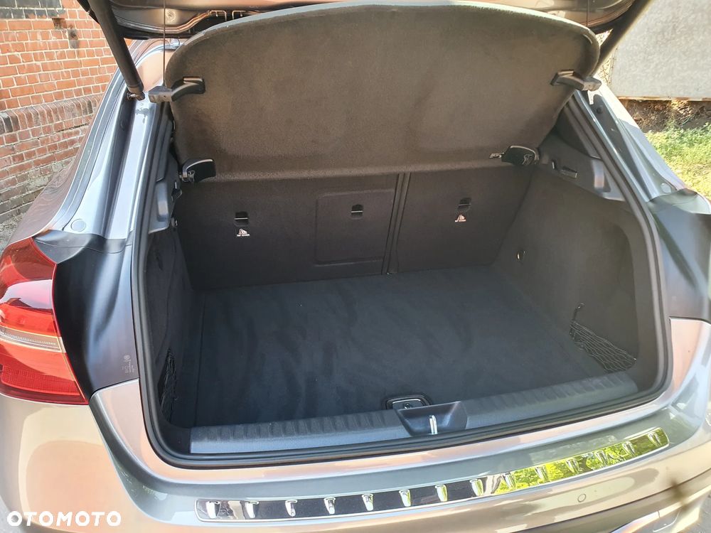 Mercedes-Benz GLA 200 d 7G-DCT Activity Edition - 24