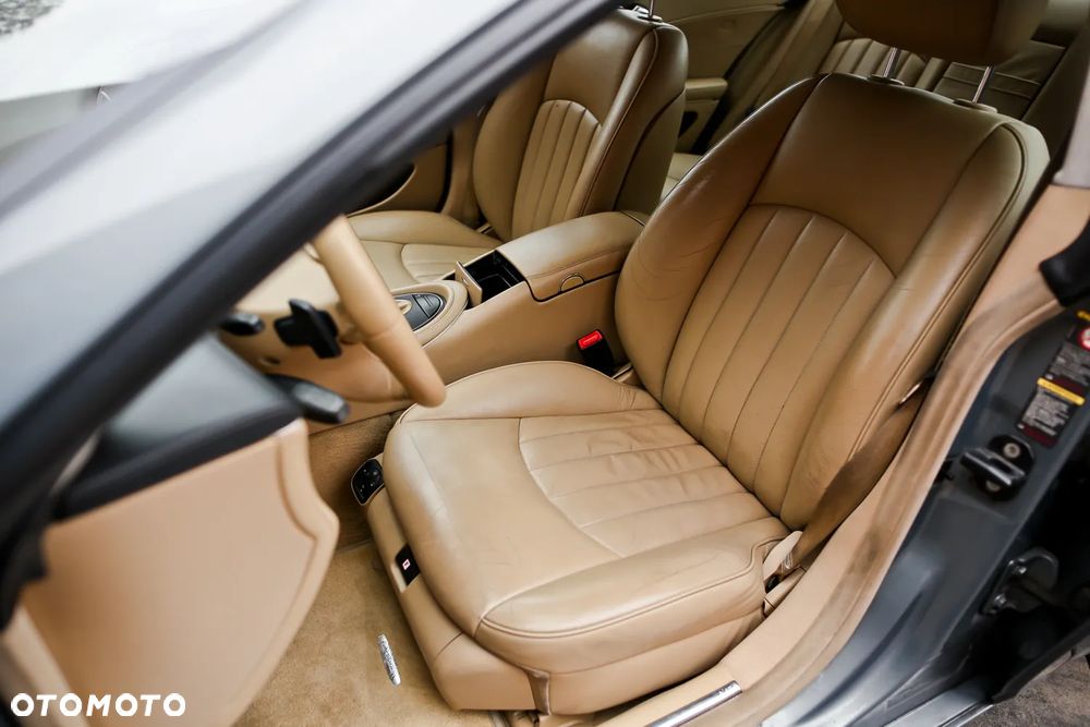 Mercedes-Benz CLS 350 7G-TRONIC - 20