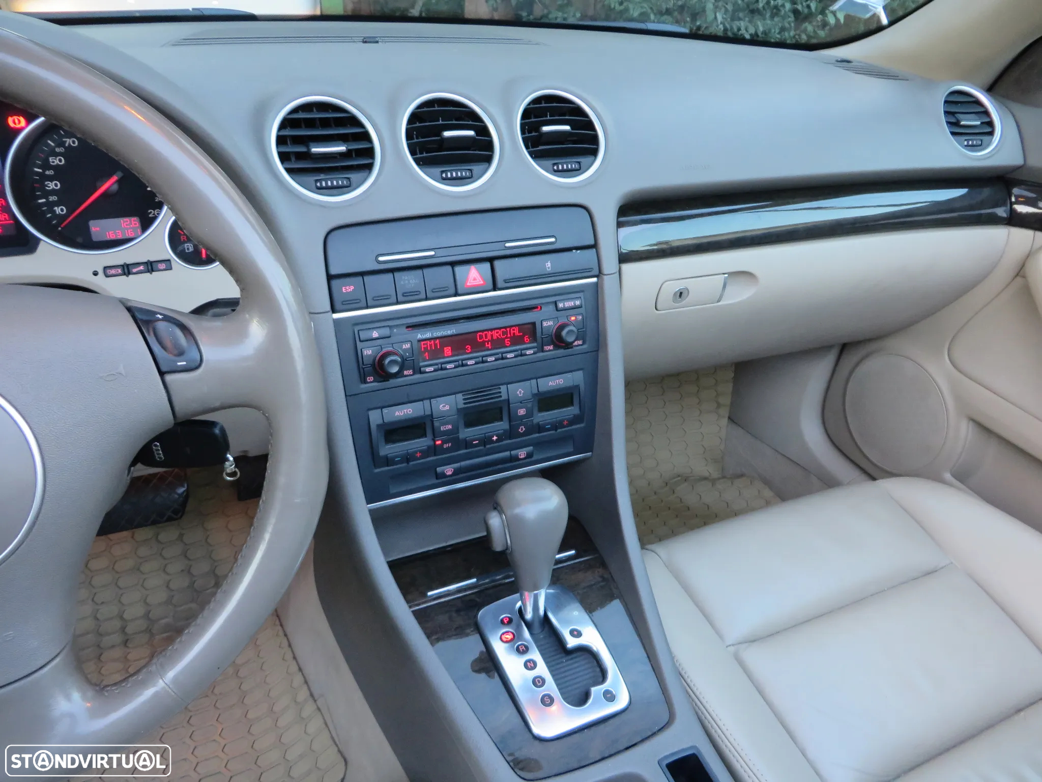 Audi A4 Cabrio 1.8 T Multitronic Exclu. - 29