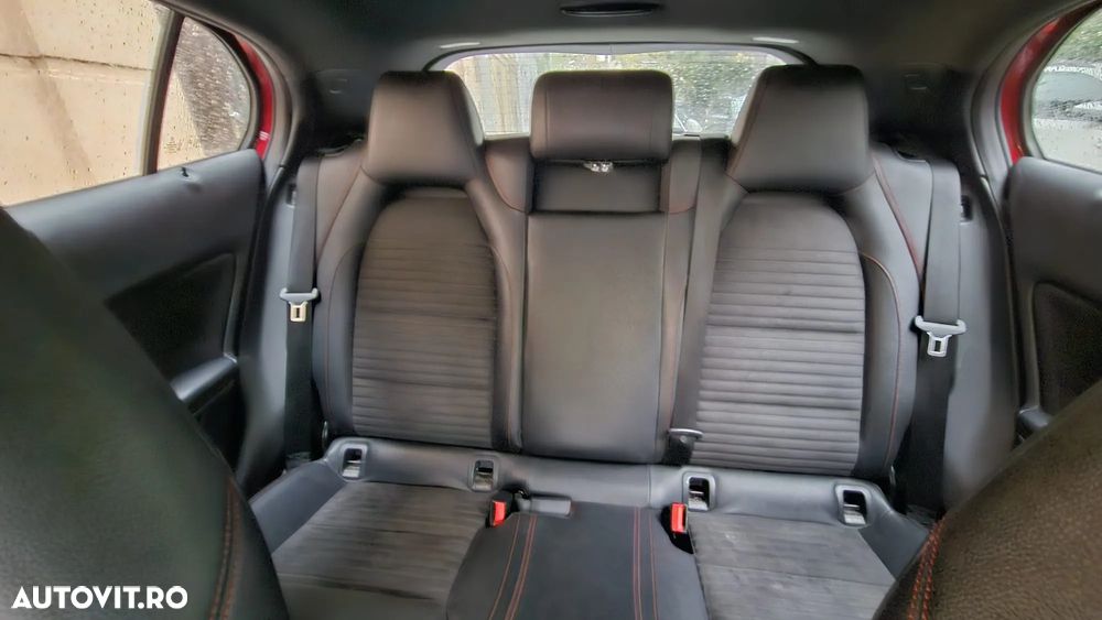 Mercedes-Benz GLA 220 CDI 4MATIC Aut. - 11