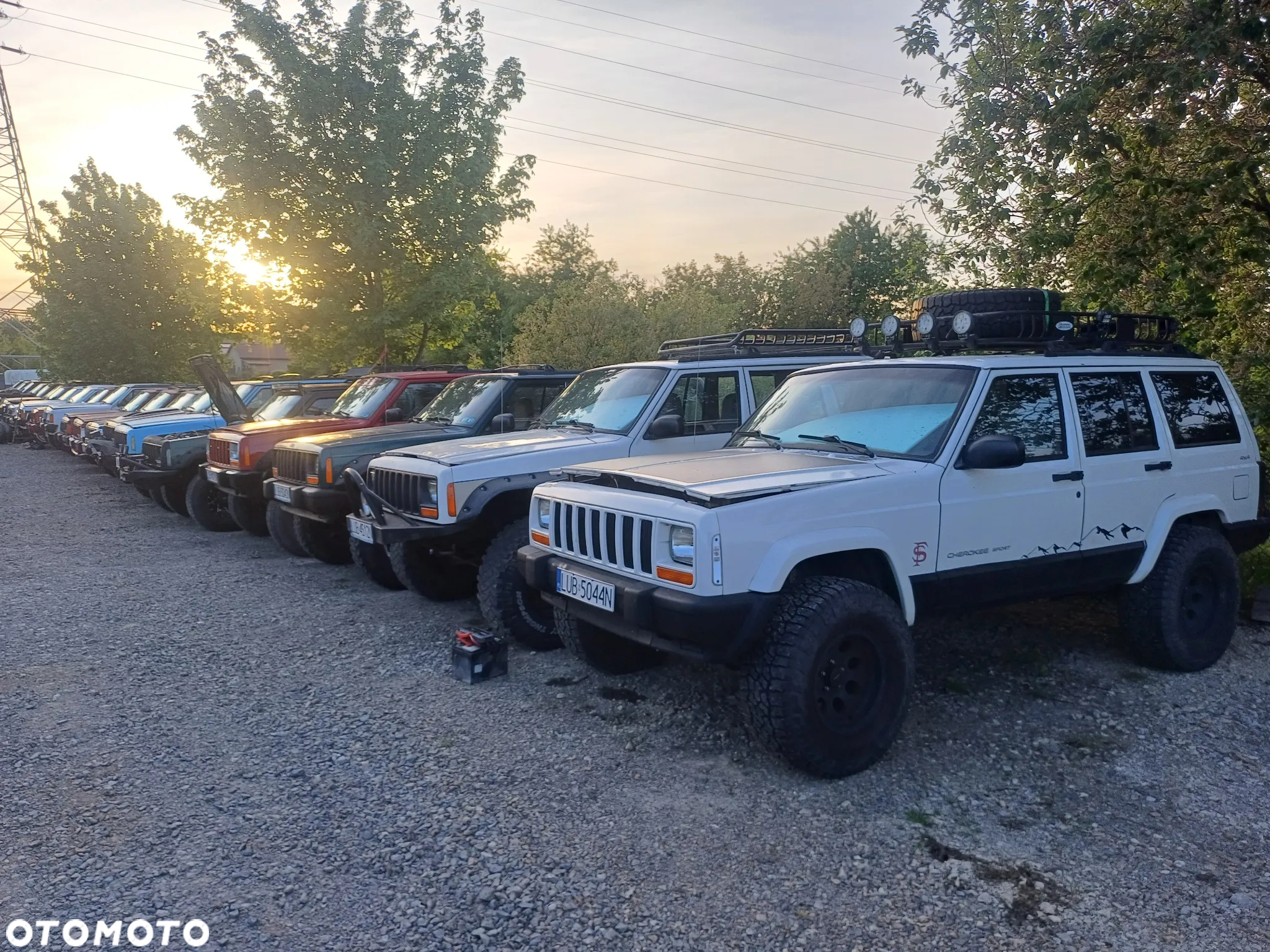 Jeep Cherokee 4.0 - 40