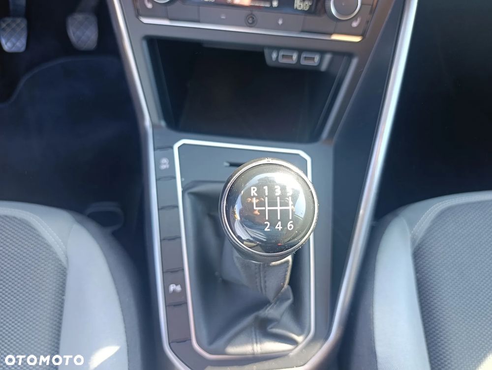 Volkswagen Polo 1.0 TSI OPF Highline - 24