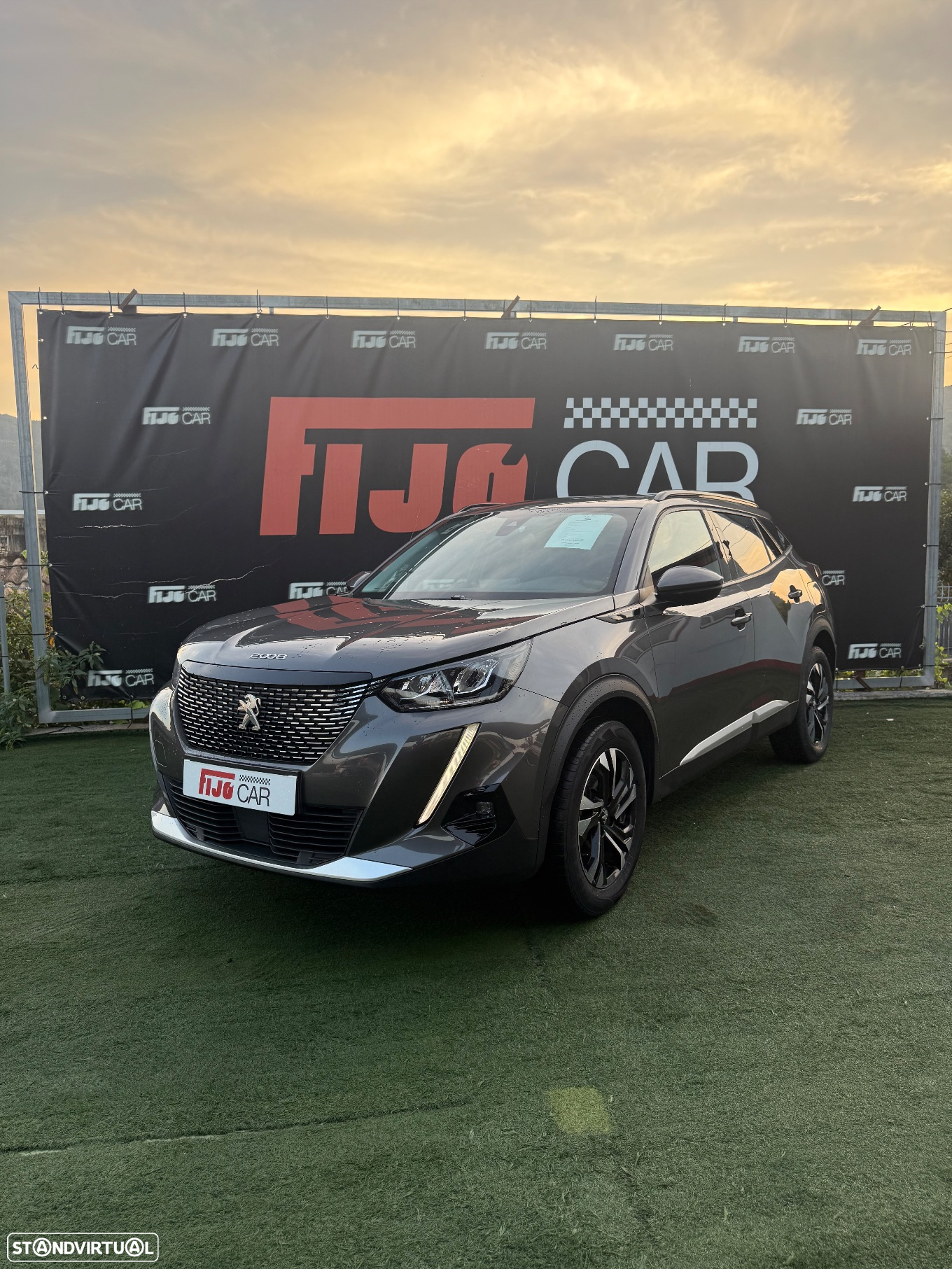 Peugeot 2008 1.2 PureTech Allure - 3