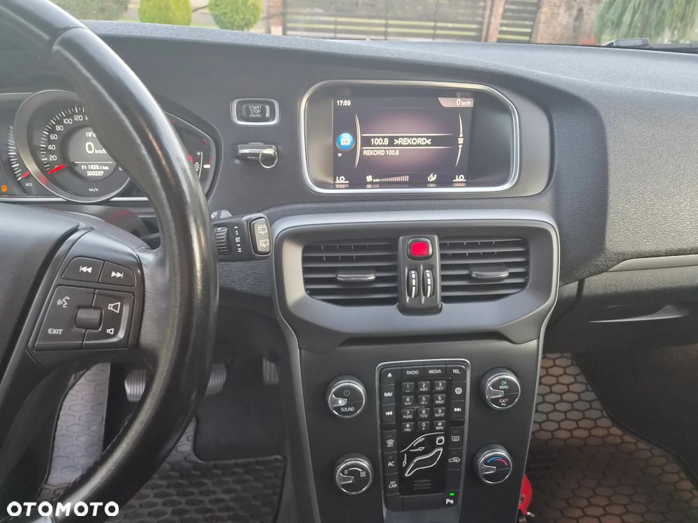 Volvo V40 D2 Kinetic - 12