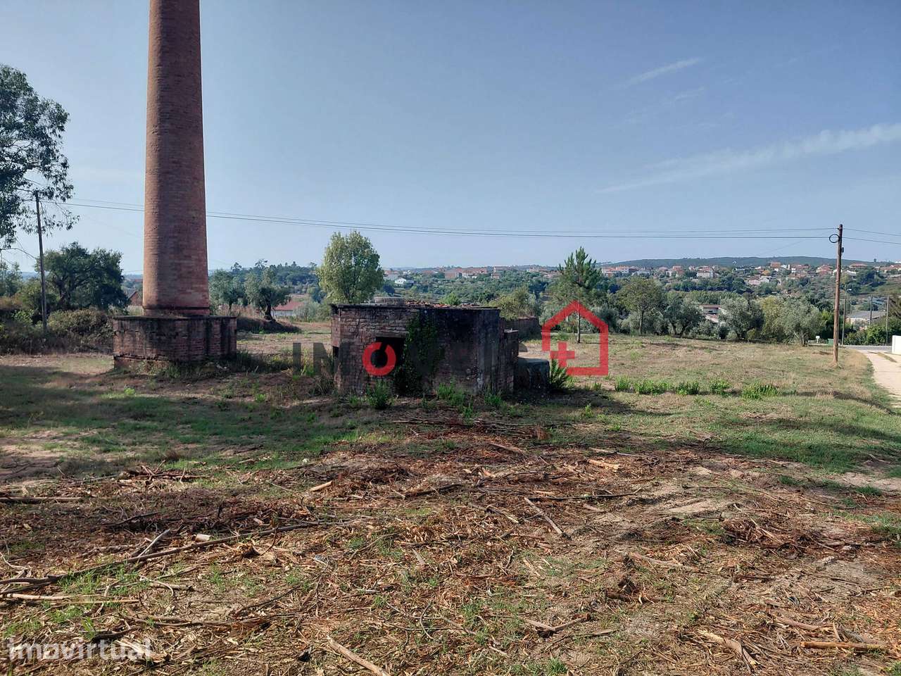 TERRENO PARA CONSTRUÇÃO COM DOIS ARTIGOS MATRICIAIS! - Grande imagem: 3/8