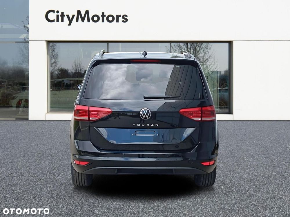 Volkswagen Touran - 3