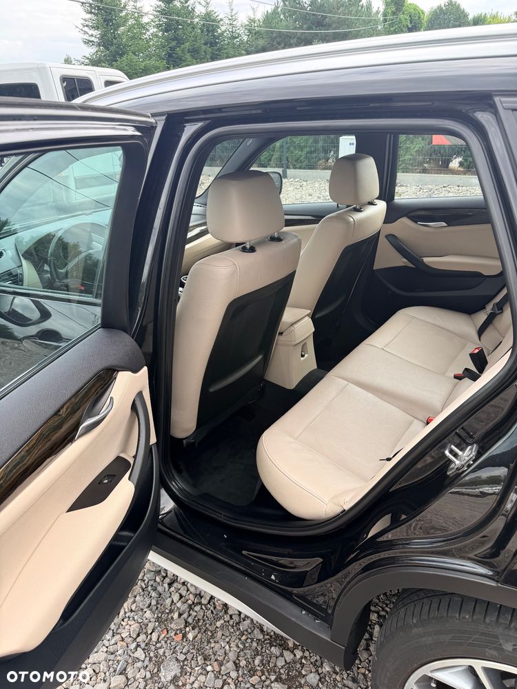 BMW X1 xDrive20d - 9