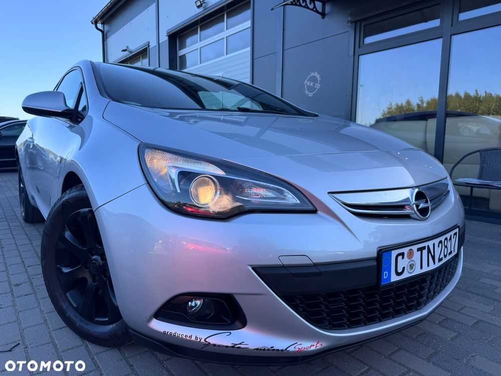 Opel Astra 1.7 CDTI Enjoy S&S - 1
