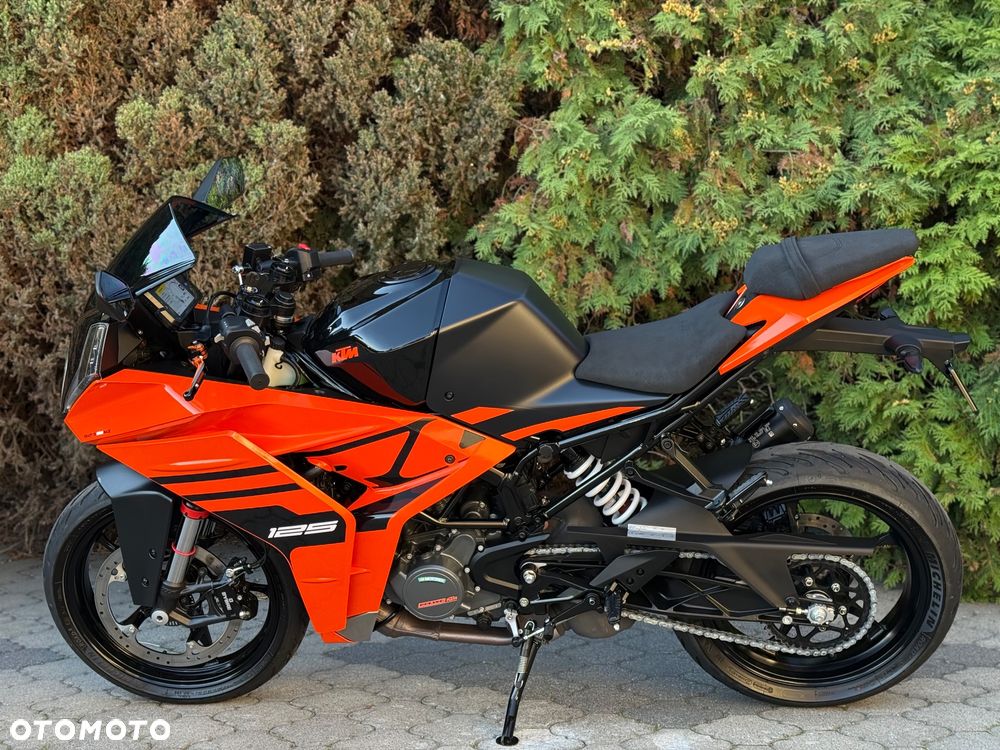 KTM RC 125 - 6