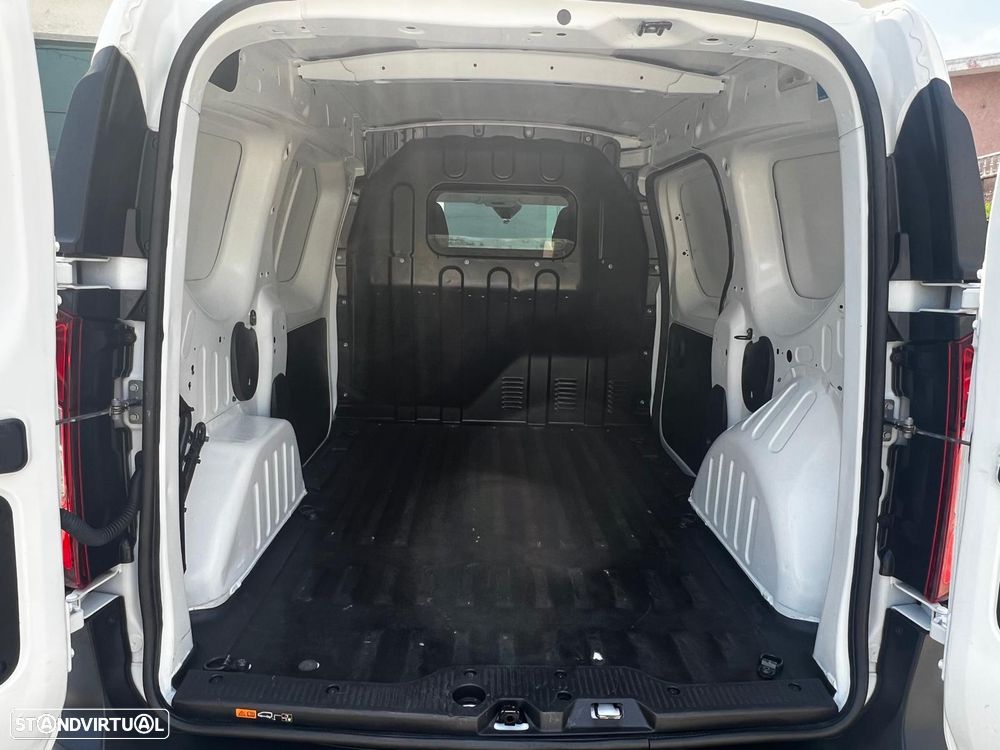 Renault EXPRESS 1.5 dci Confort 95 - 27