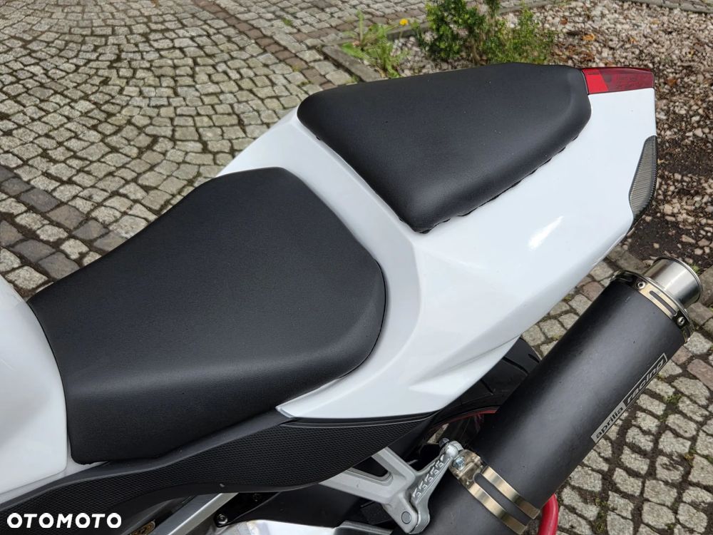 Aprilia RSV - 35