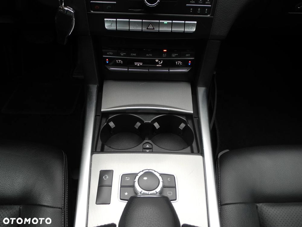 Mercedes-Benz Klasa E - 11