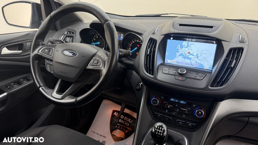 Ford Kuga - 14