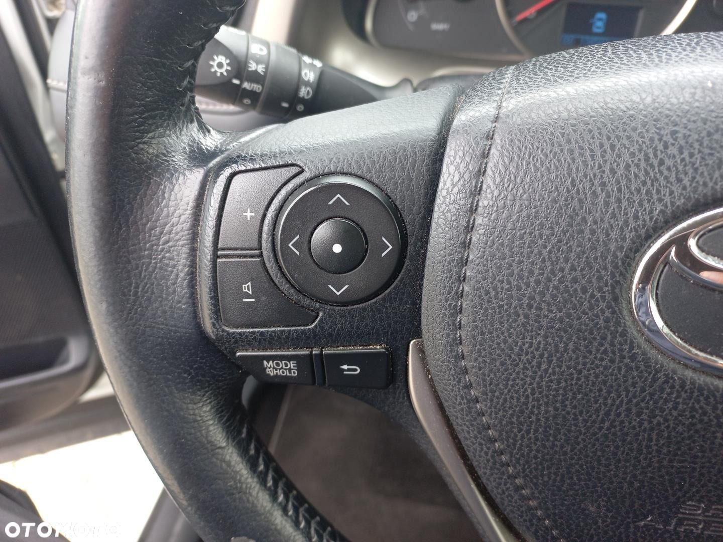Toyota RAV4 - 23