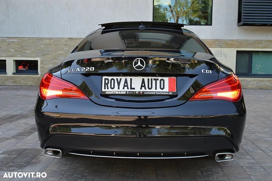 Mercedes-Benz CLA 220 CDI 7G-DCT AMG Line - 11