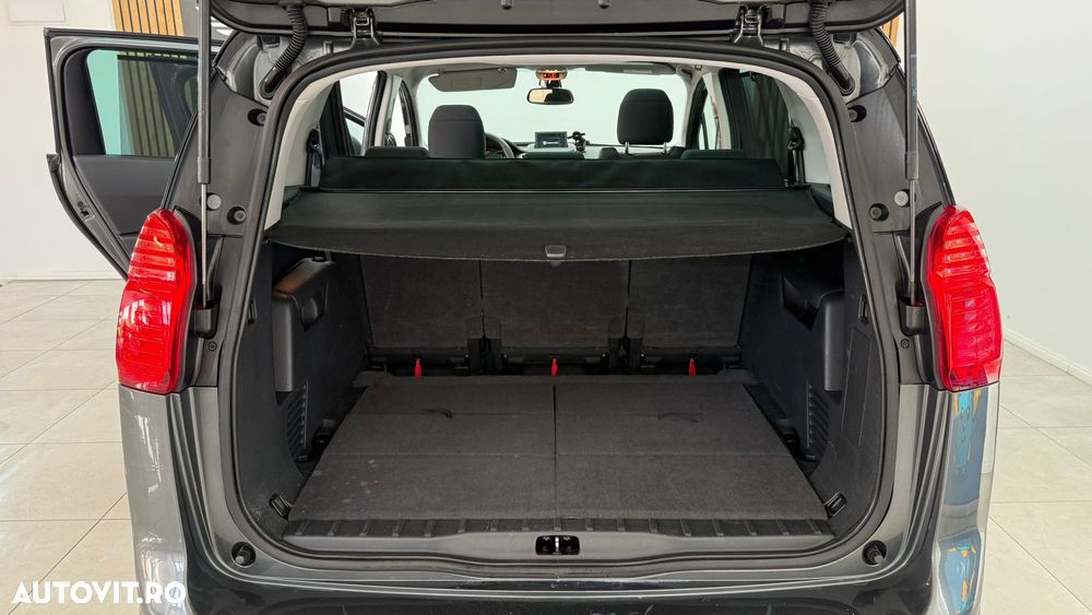 Peugeot 5008 1.6 THP Active - 16