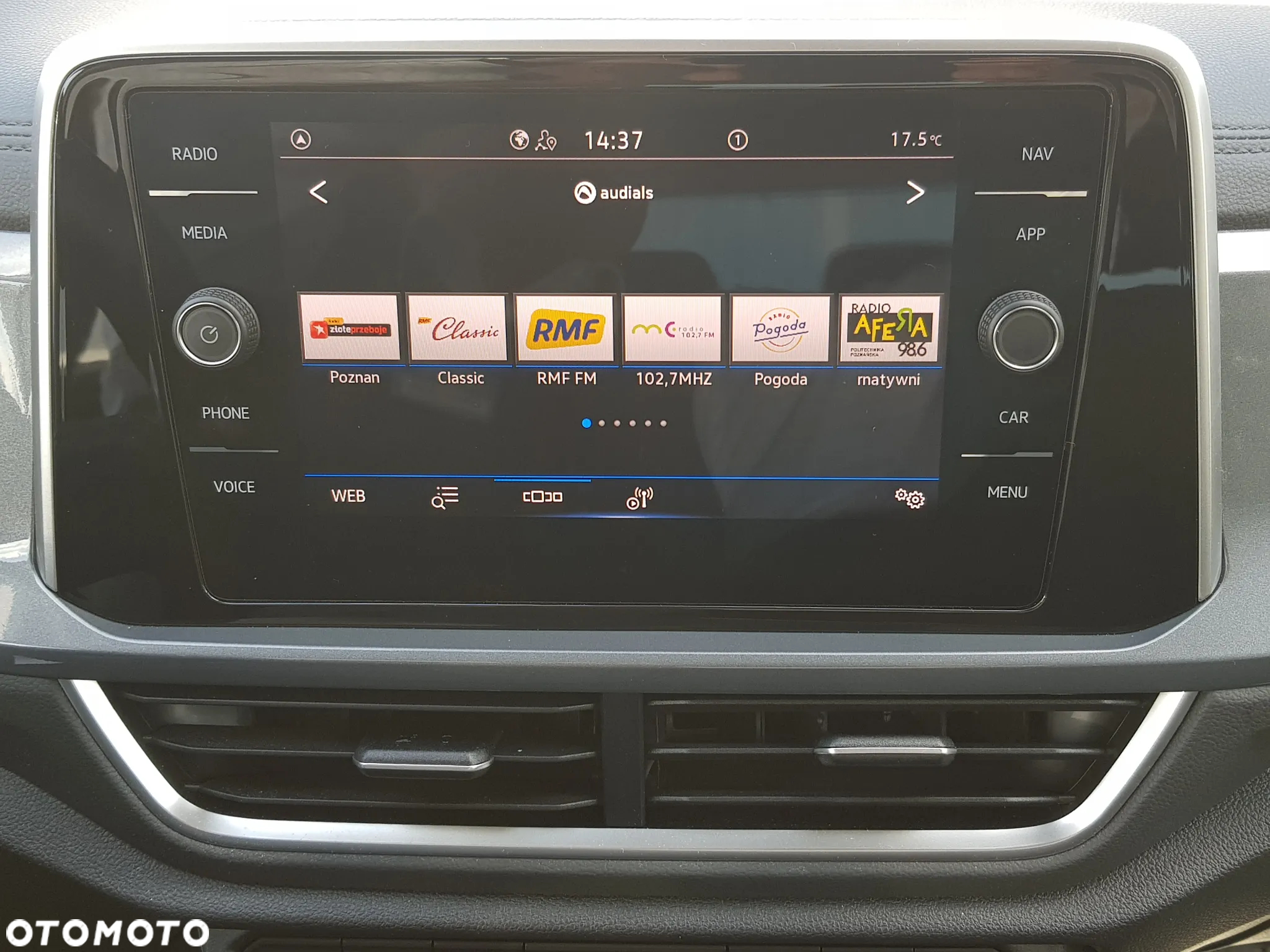 Volkswagen T-Roc 1.5 TSI Style DSG - 13