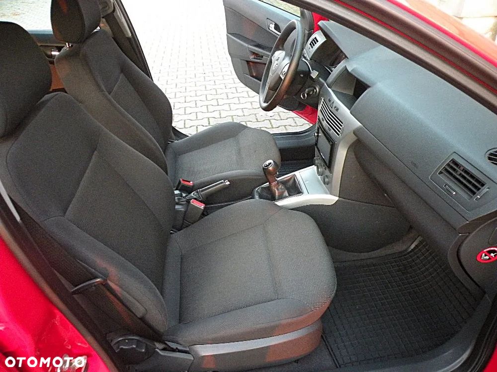 Opel Astra 1.6 Color Edition - 31