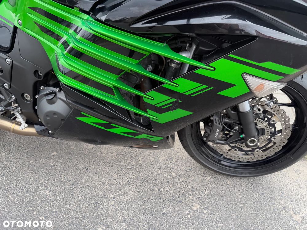 Kawasaki ZZR - 21