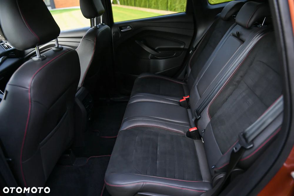 Ford Kuga 2.0 EcoBlue 4x4 ST-LINE - 22