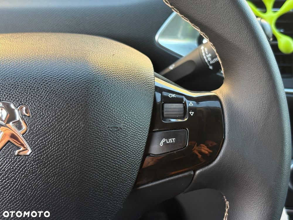 Peugeot 308 1.6 HDi Trendy - 12