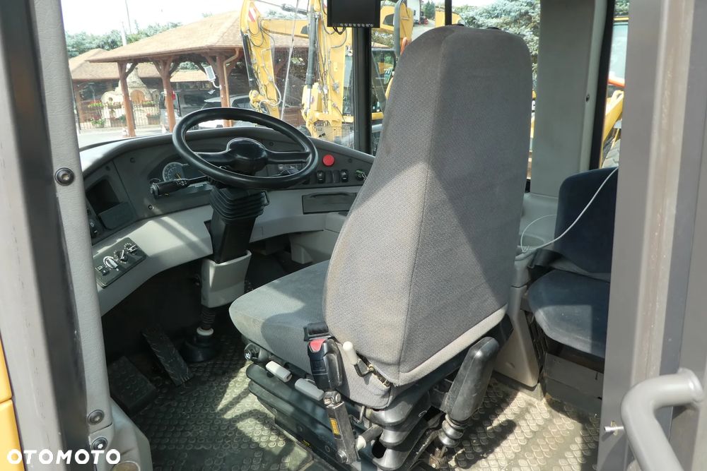 Volvo A 30G 6x6 SZEROKIE OPONY - 21
