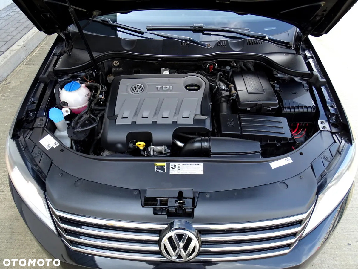 Volkswagen Passat 2.0 TDI Comfortline DSG - 20