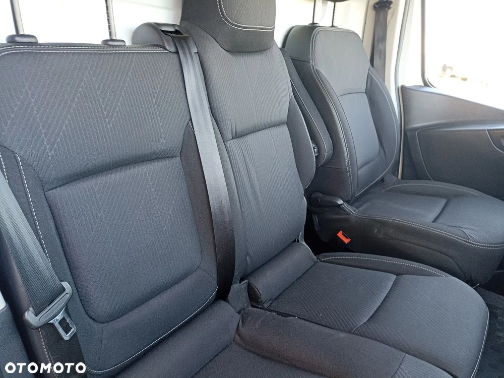 Renault TRAFIC - 15