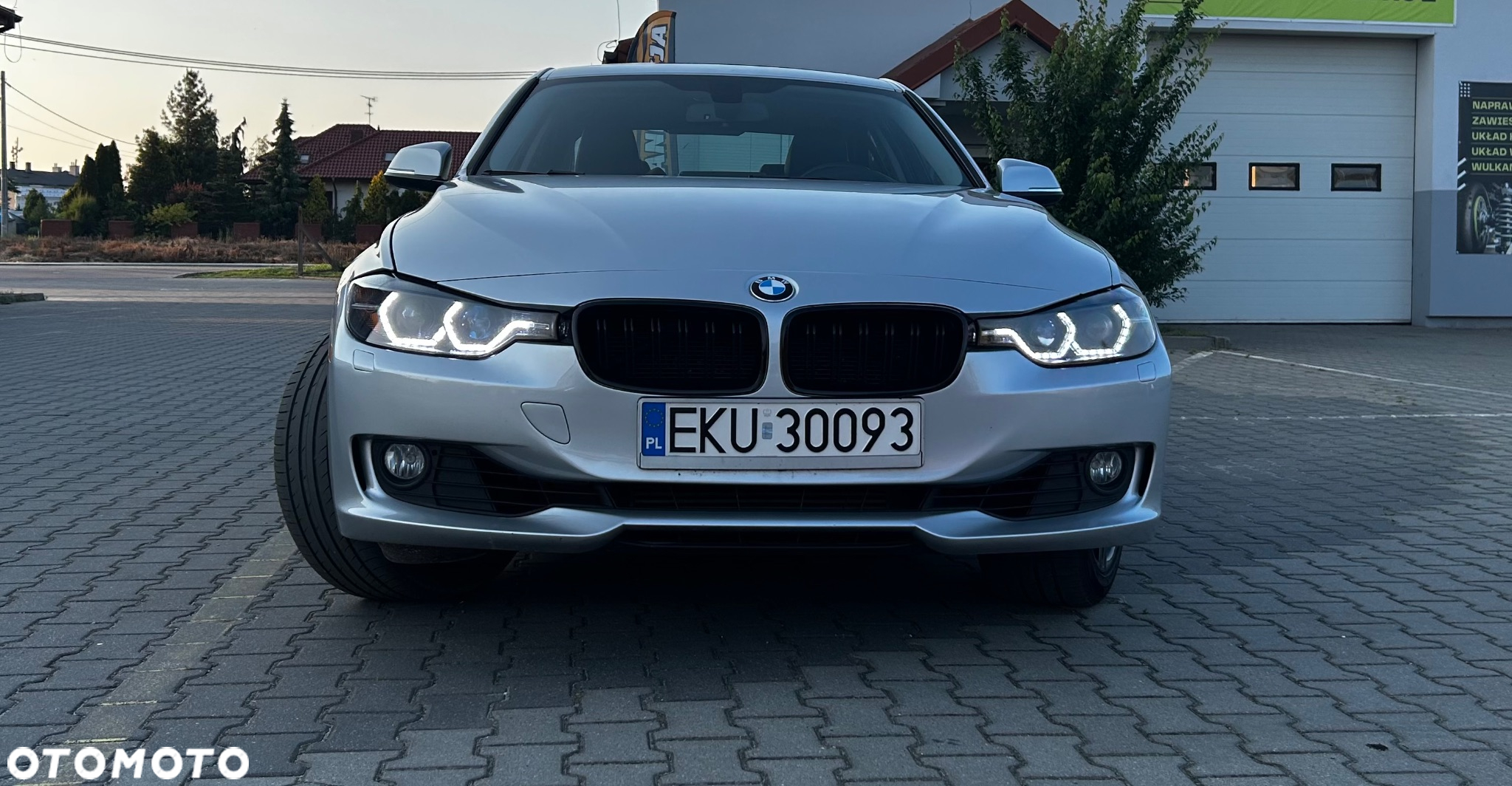 BMW Seria 3 328i xDrive - 3