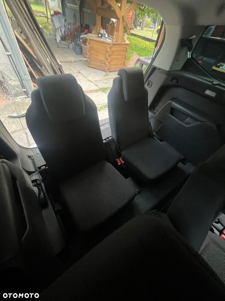 Peugeot 5008 2.0 HDi Allure 7os - 12