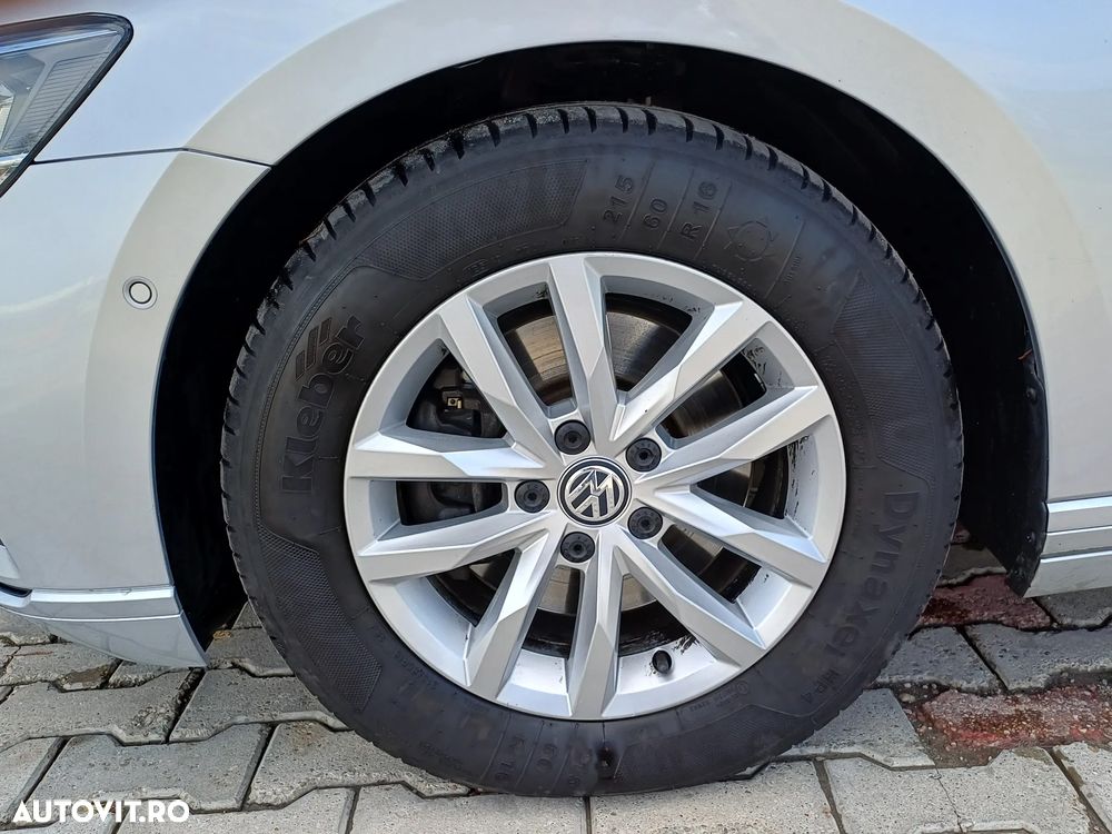 Volkswagen Passat - 8