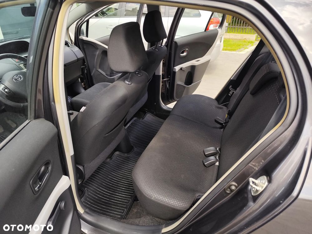 Toyota Yaris 1.4 D-4D Life - 28