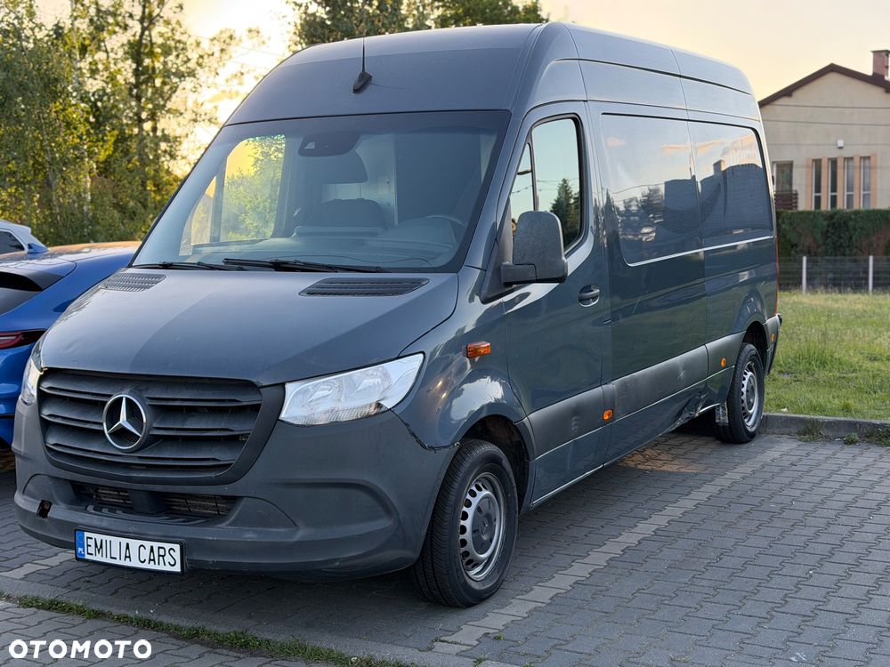 Mercedes-Benz Sprinter - 1