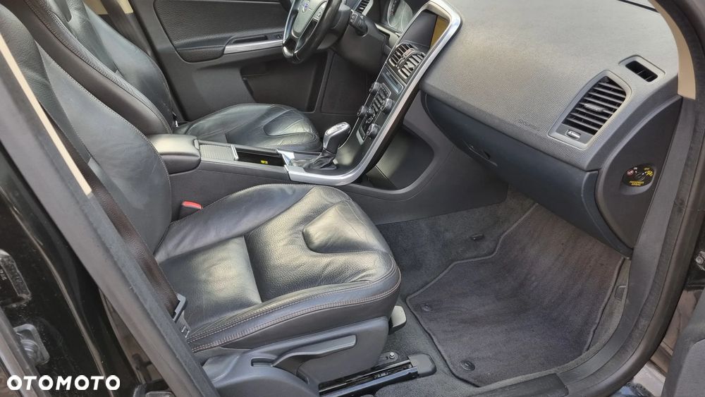 Volvo XC 60 D3 Geartronic Momentum - 12